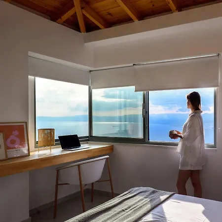 Lithos Retreat 1 Villa