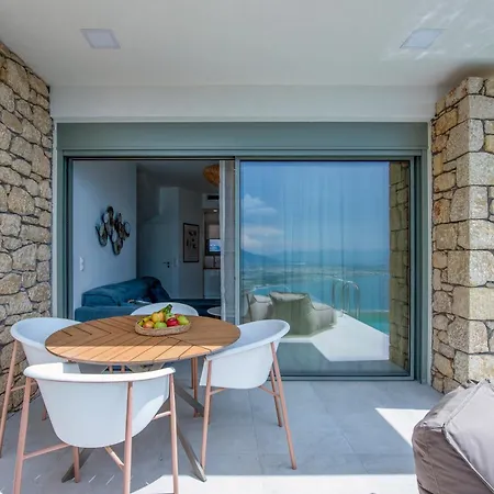 Lithos Retreat 1 Vila